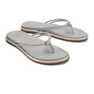 NWT- OLUKAI- Women's Aka Sandals- IRIDESCENT/VAPOR- Size 7